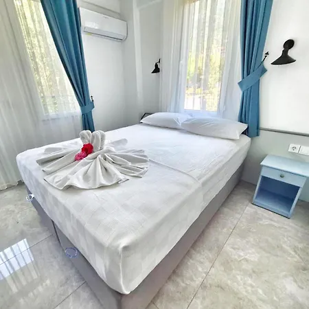 Apartmanhotel Eftelya 3*