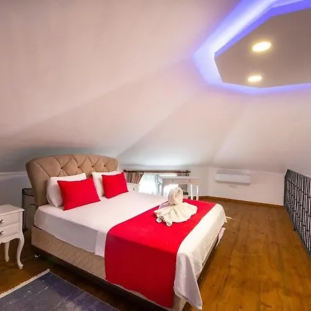 Apartahotel Eftelya 3*