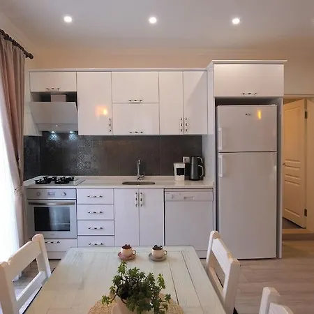 Eftelya 올루데니스